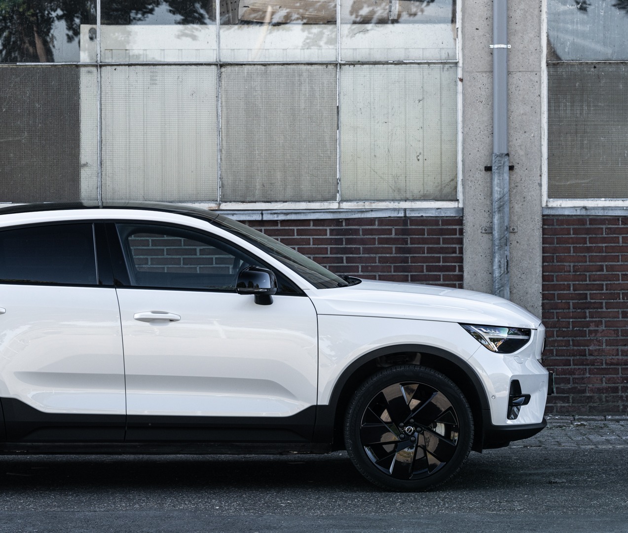 Gallery gallery_images_1_3_1771577474133850549.jpg  | Van den Heuvel Auto's B.V.