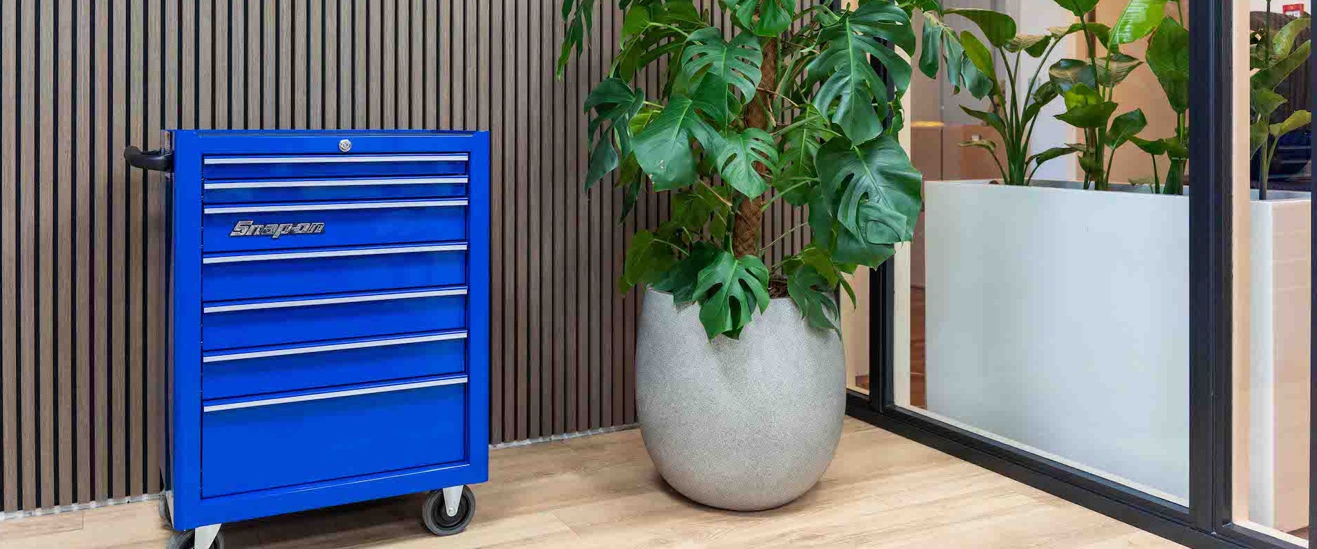 Gallery gallery_images_4_3_17715779951616377273.jpg  | Van den Heuvel Auto's B.V.