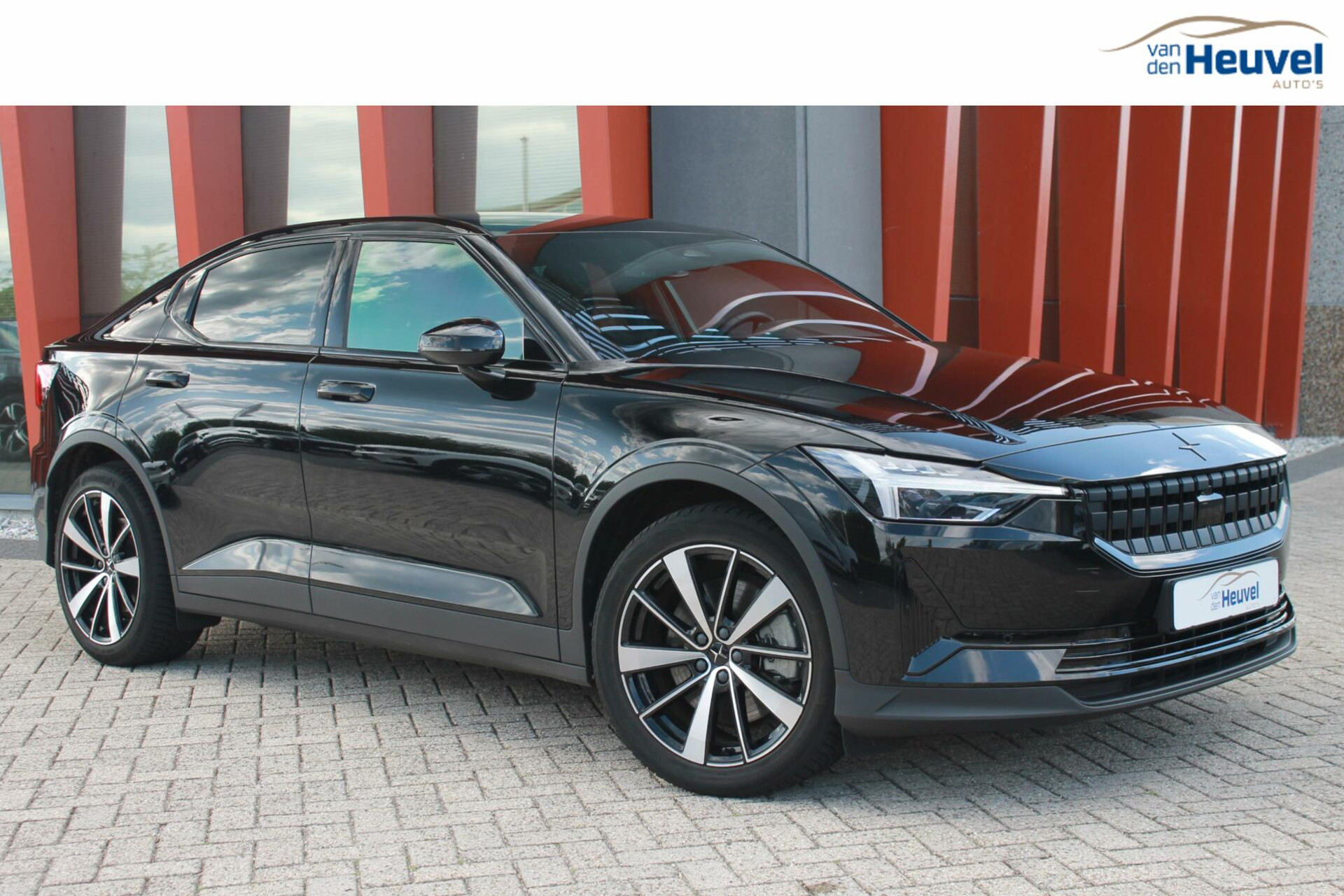 45936200-3.jpg
