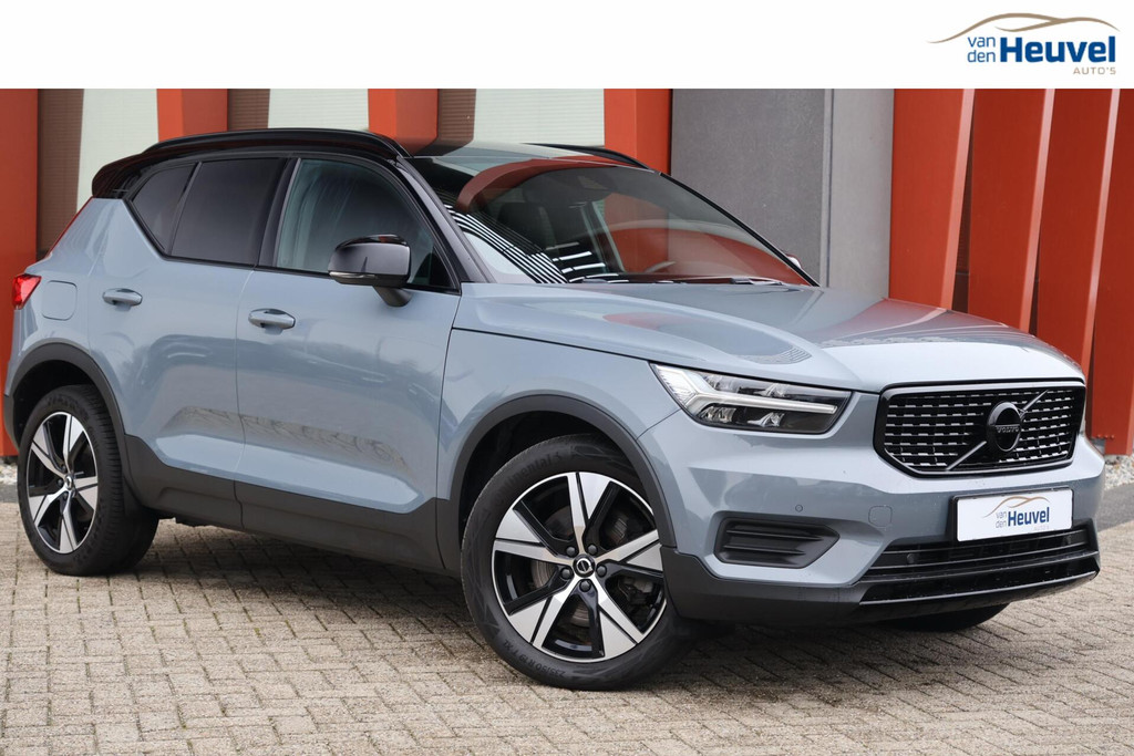 Volvo XC40 T4 Recharge R-Design | Stoelverwarming | Leder | Parkeercamera | H&K | Glossy Black 50745437-0.jpg | Van den Heuvel Auto's B.V.