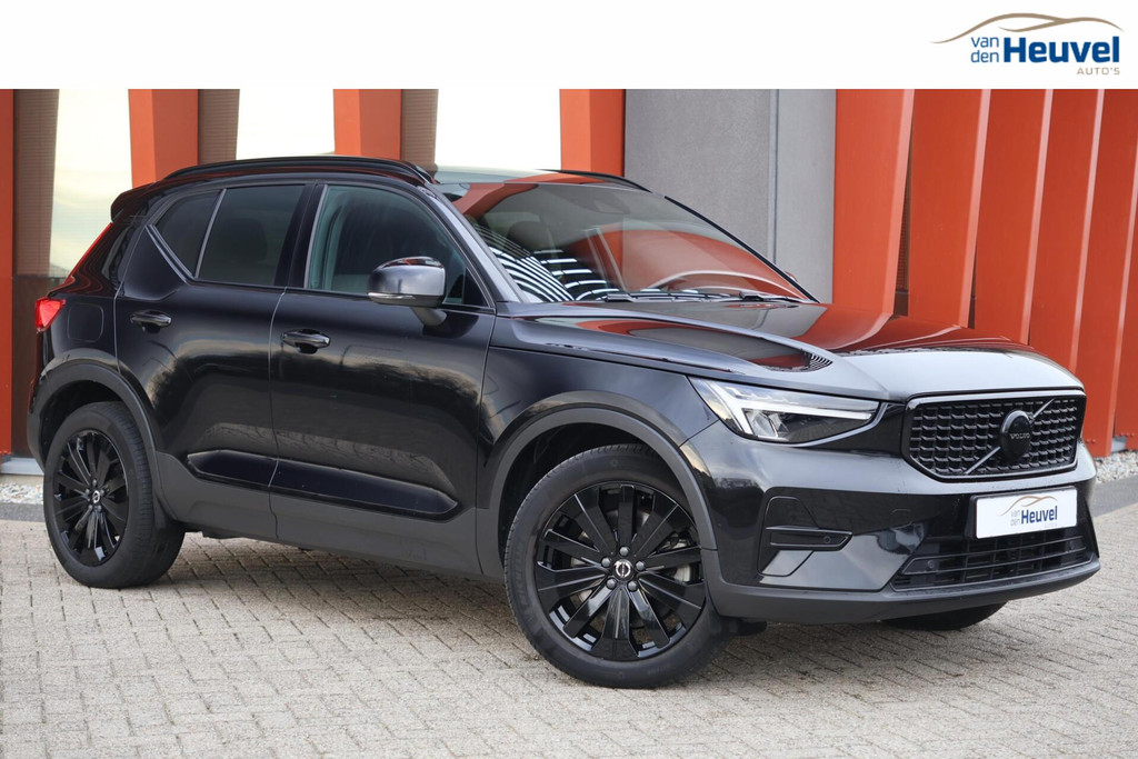 Volvo XC40 T4 Recharge Black Edition | Stoelverwarming | Parkeercamera | Harman Kardon | Memory Stoelen | Keyless | Glossy Black 50782796-0.jpg | Van den Heuvel Auto's B.V.