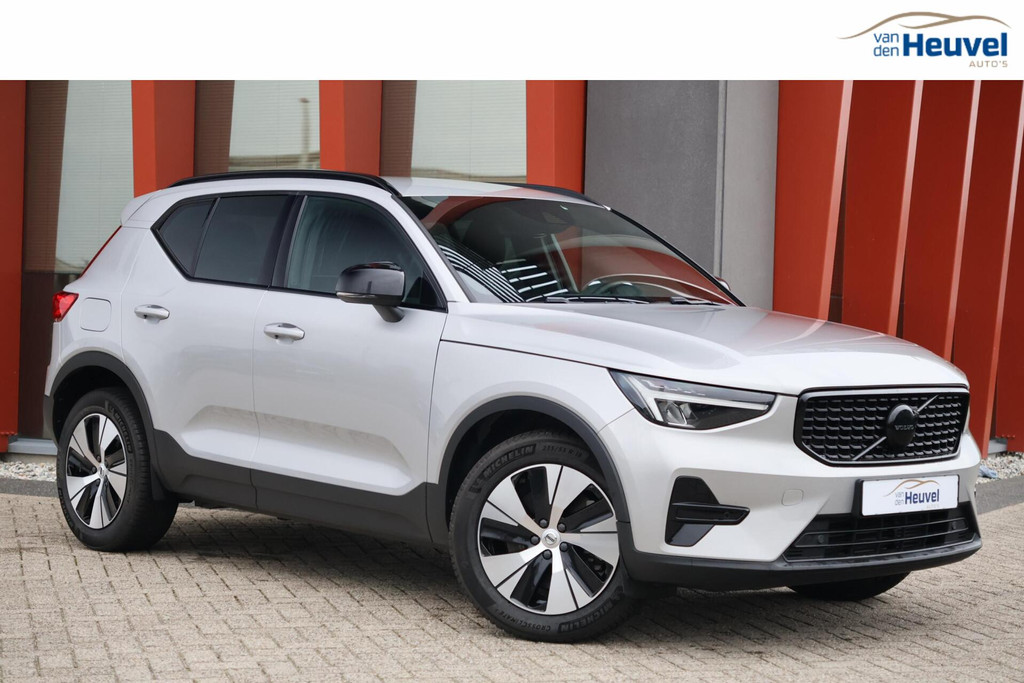 Volvo XC40 T5 Recharge Plus Dark | Stoelverwarming | Parkeercamera | H/K | BLIS | Pilot Assist | Glossy Black | Keyless 51510953-0.jpg | Van den Heuvel Auto's B.V.