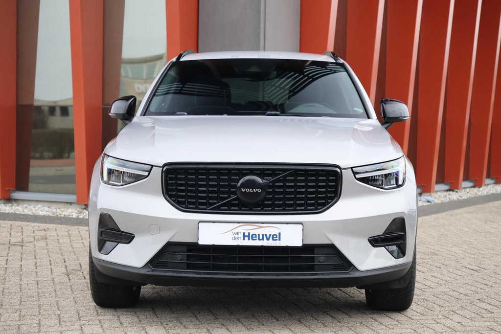 Volvo XC40 T5 Recharge Plus Dark | Stoelverwarming | Parkeercamera | H/K | BLIS | Pilot Assist | Glossy Black | Keyless 51510953-1.jpg | Van den Heuvel Auto's B.V.