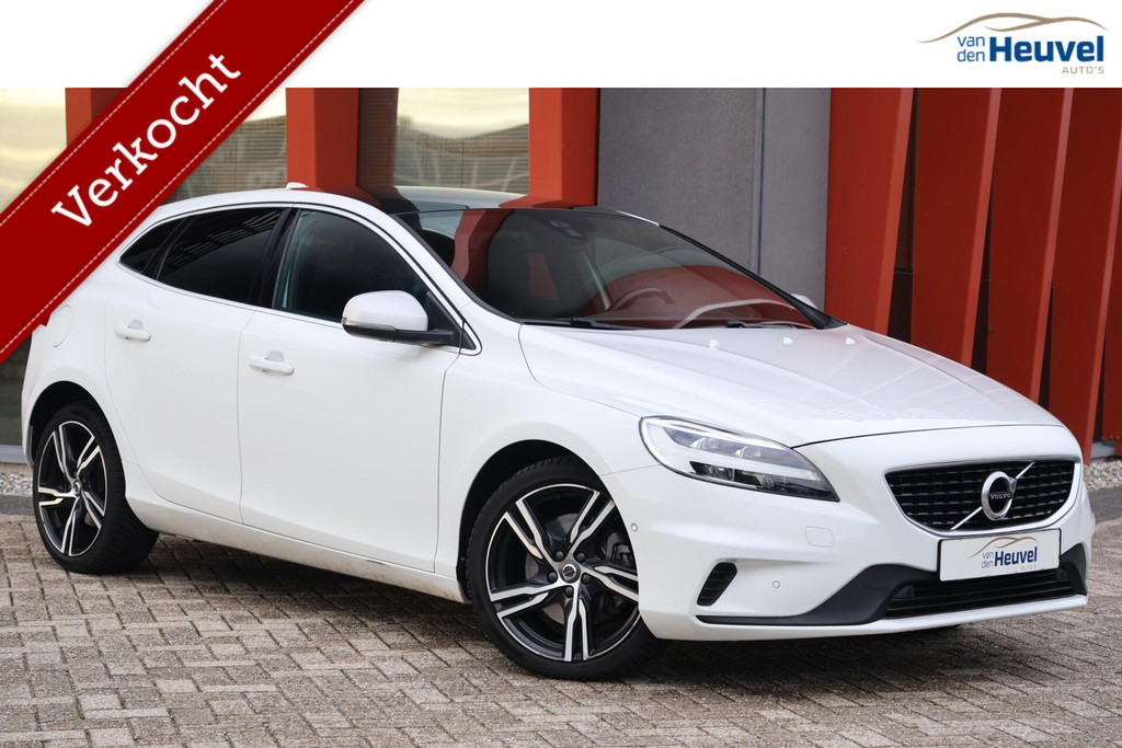 Volvo V40 T3 Polar+ Sport | Stoelverwarming | Parkeercamera | Panoramadak | Keyless 50613703-0.jpg | Van den Heuvel Auto's B.V.